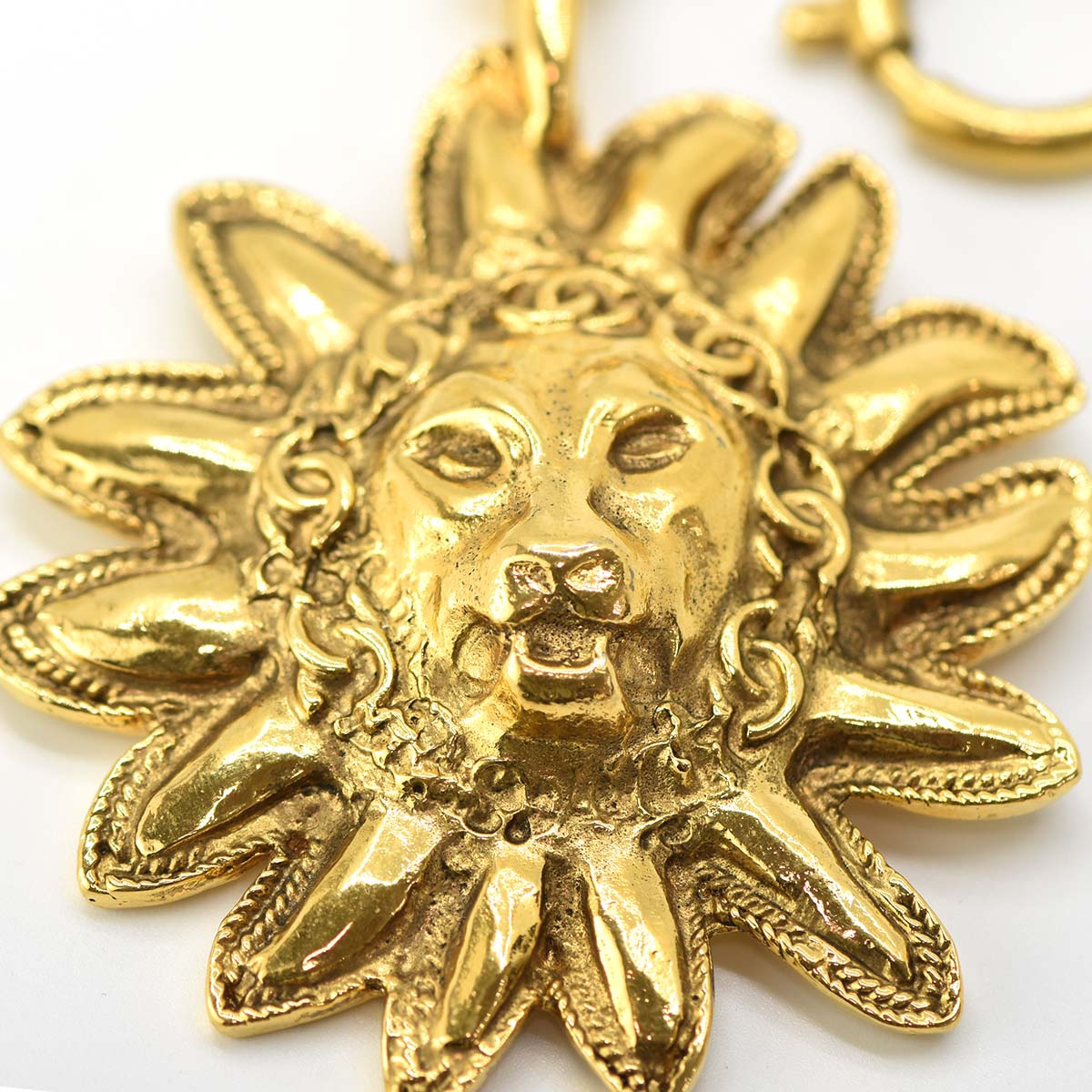 CHANEL シャネル ライオンモチーフ ゴールドブローチ ヴィンテージ