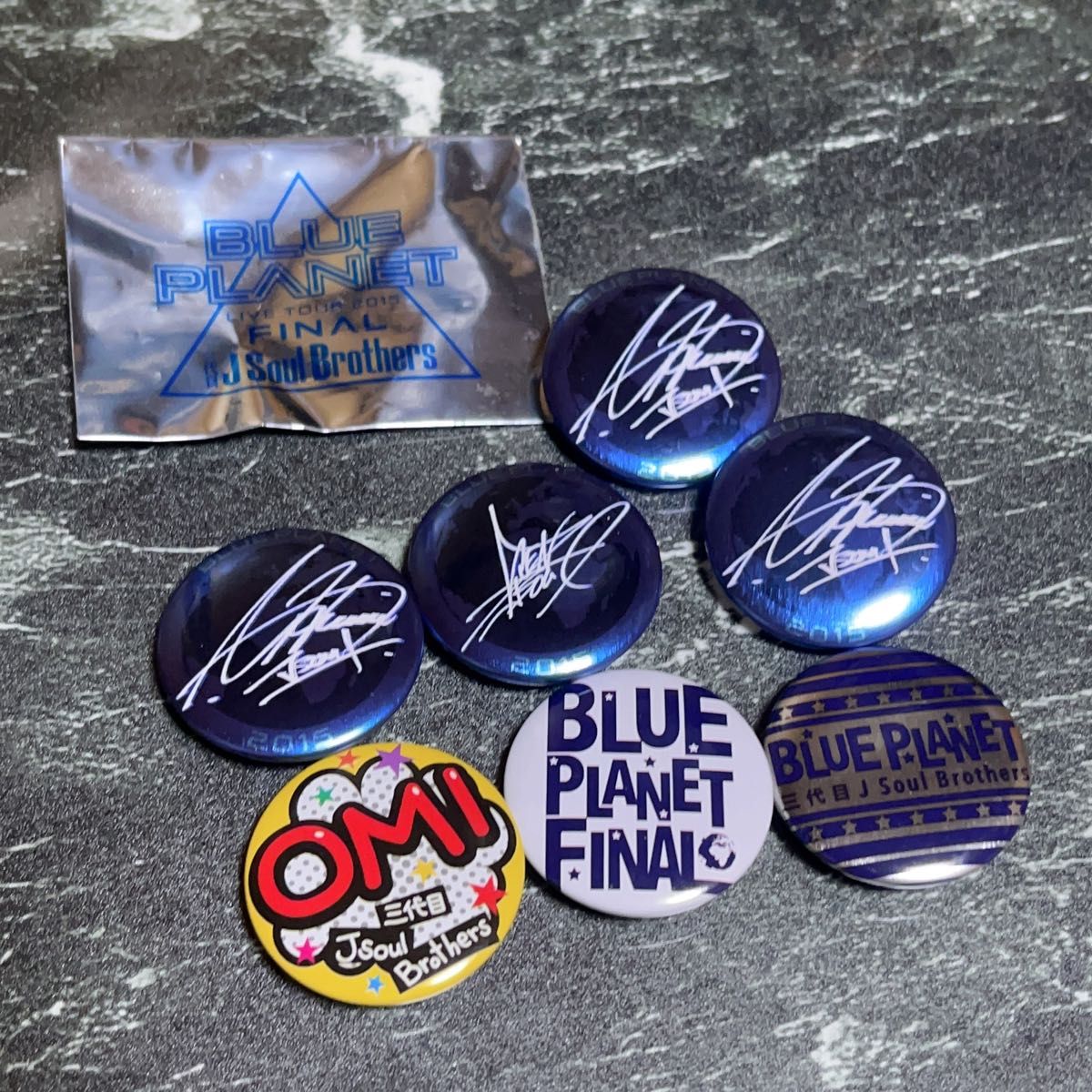 EXILE 三代目 GENERATIONS 缶バッジ EXILE 三代目 GENERATIONS 缶