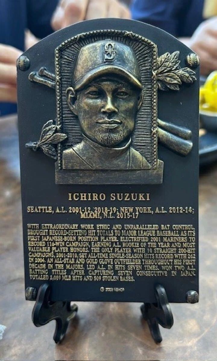 カ*ー様 8/10球場限定 シアトルマリナーズ イチロー 野球殿堂 プラーク