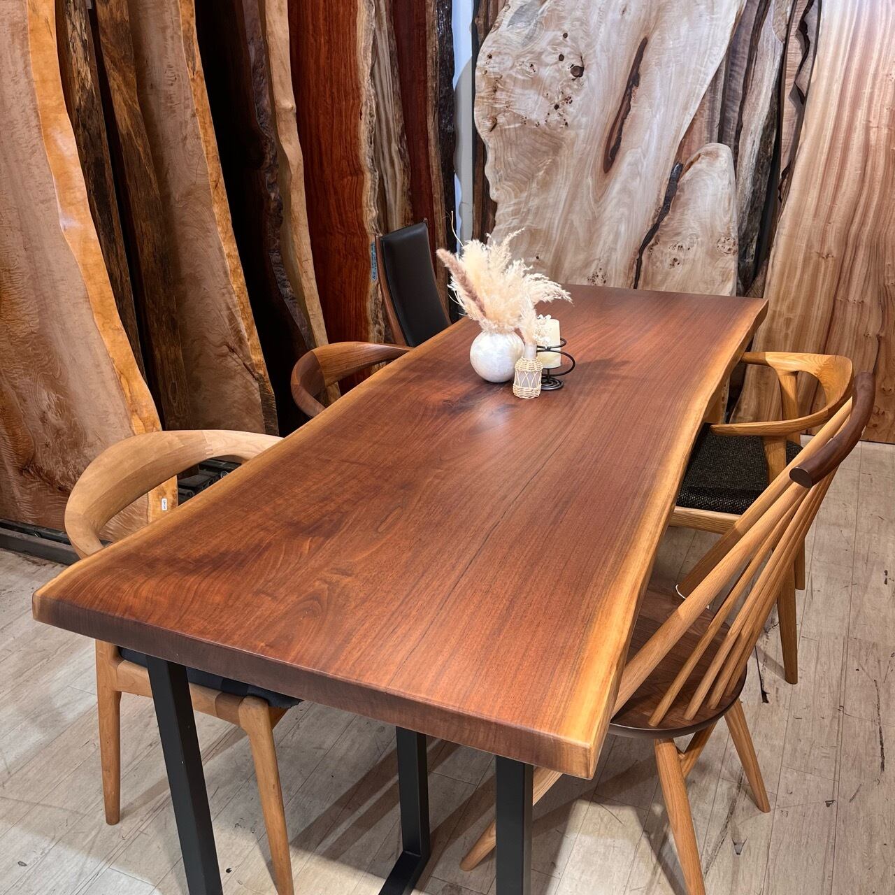 ローテーブルカリン 希少材花梨（カリン）一枚板 座卓 ⁄ ローテーブル 無垢