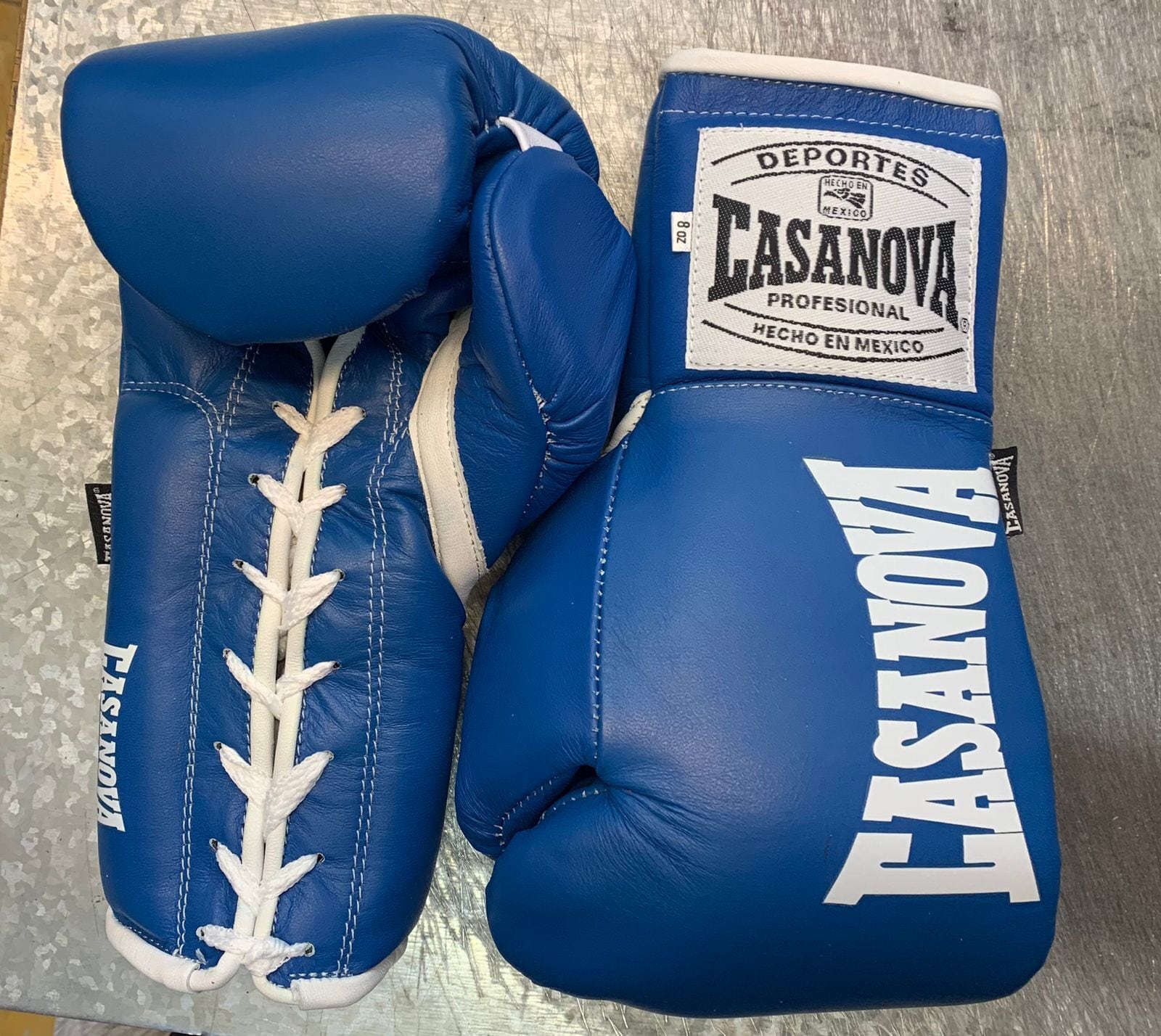 Casanova 紐式ボクシンググローブ【8oz/10oz】（各色）カサノバ