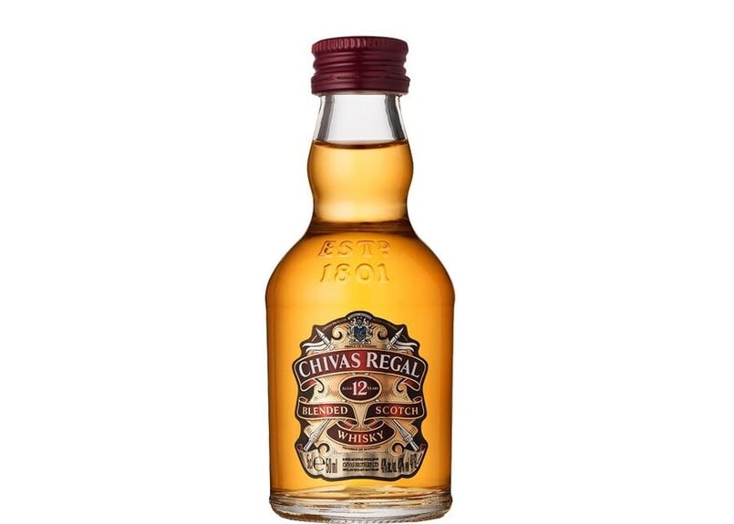 シーバスリーガル12年 700ml + ミズナラ12年 50ml ミニチュアボトル