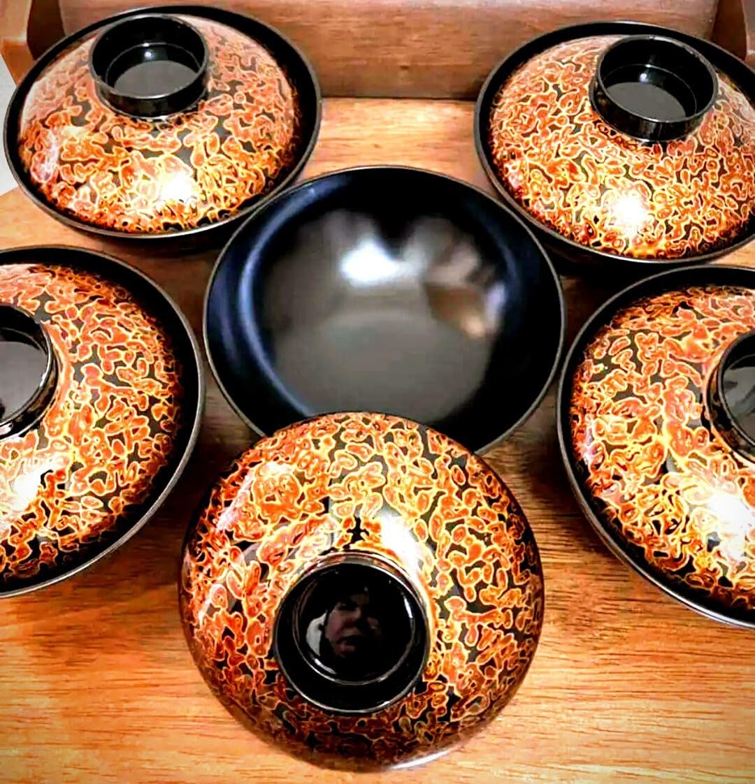 蓋付き漆器椀五客揃え漆塗り 花柄金箔装飾 蓋付き椀