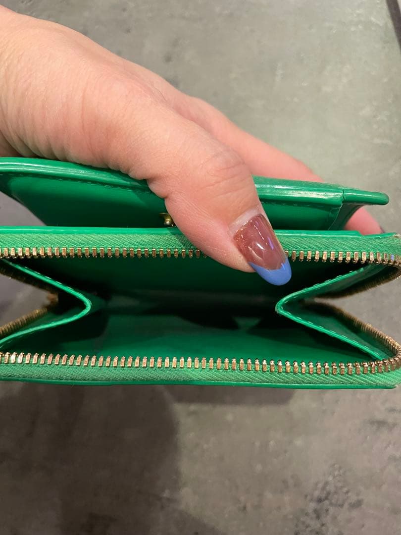 ボッテガヴェネタ　スモールカセット　コンパクトウォレット　二つ折り折り財布